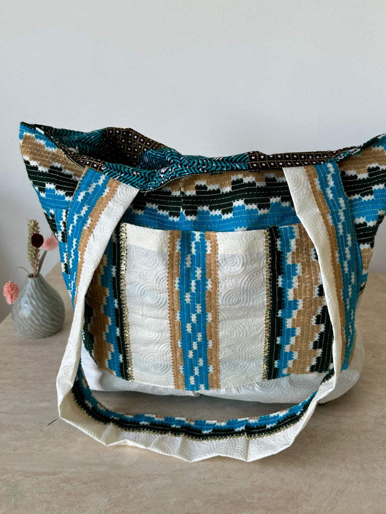 Tote of Joy Atlantic / M Tote Bag